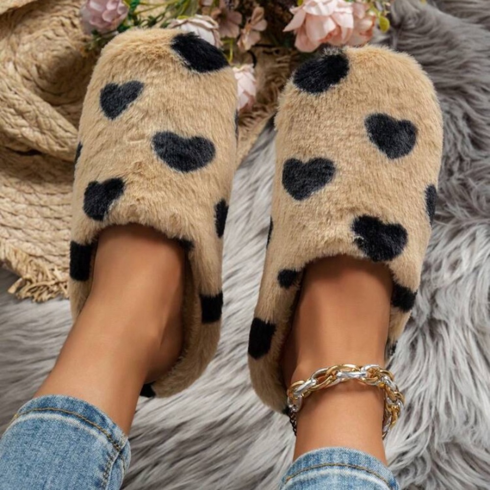 Women’s Cozy Tan and Black Heart Slippers